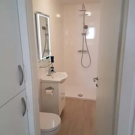 Jungic, Rab Apartament