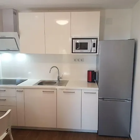 Jungic, Rab Apartment Banjol