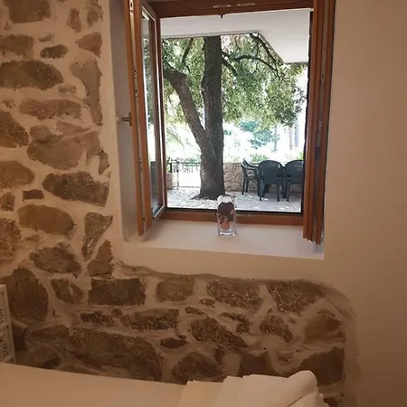 Jungic, Rab Appartement Banjol