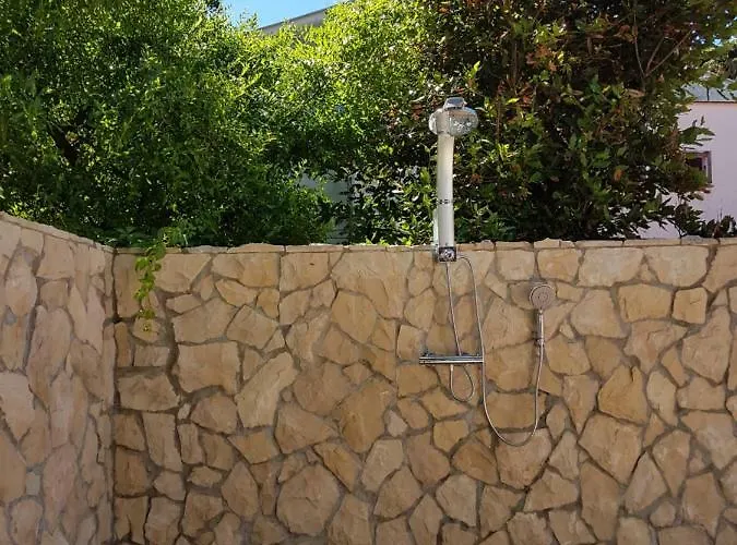 Jungic, Rab Apartman *