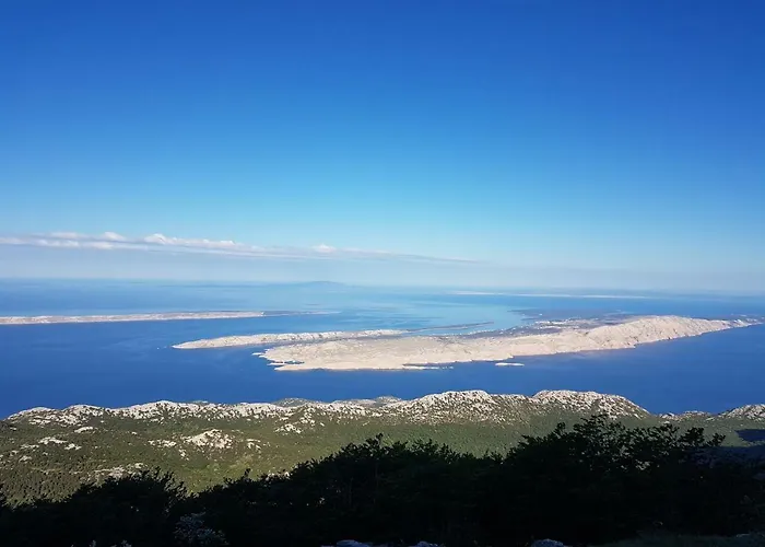 Jungic, Rab Apartman